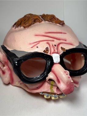 Disguise Inc 2001 Halloween Mask Vintage Nerd Geek Glasses Braces Rubber Latex